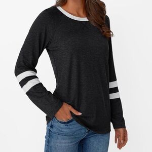 NWOT Automet Women’s Black Crewneck Long-Sleeve Top w White Stripes Size XXL.